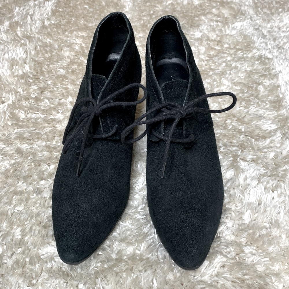 DONATED
✨ HOST PICK ✨ Franco Sarto Booties size 8